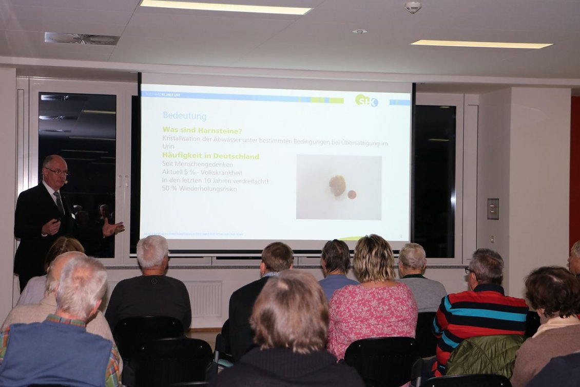 &ouml;ffentlicher Vortrag Dr. med. Beintker (Foto: S&uuml;dharz Klinikum )