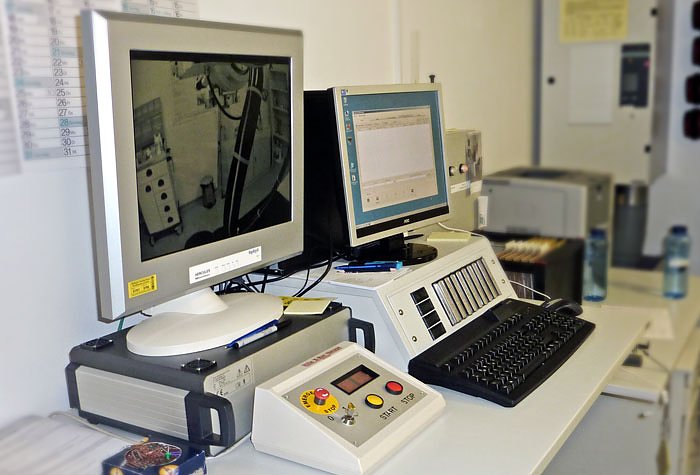 Schaltpult Orthovolt (Foto: SHK)