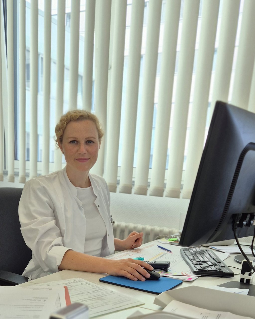 Frau Dr. Med. Afsaneh Mitra Schäffer Neue Chefärztin in unserer Klinik für Urologie : 16.08.2024, 14.22 Uhr