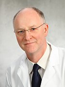 Dr. med. Matthias Brucke - Chefarzt der Klinik für Neurochirurgie (SHK)