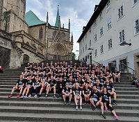 SHK Team auf den Domtreppen in Erfurt (SHK)