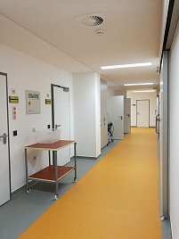 Haupteingang der Nuklearmedizin (Foto: SHK)