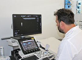 Ultraschall GE LOGIQ E10s ChA Prof. Dr. Ansgar Malich (Foto: SHK / Sven Winzler)