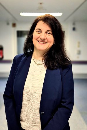 Sekret&auml;rin Angela R&uuml;diger