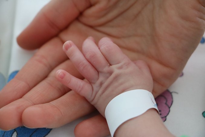 Patientenarmband - auch für die Kleinsten (Foto: SHK)